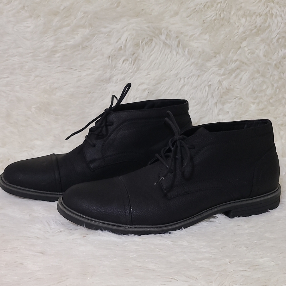 PERRY‎ ELLIS PORTFOLIO David Chukka Boots Black with Matt Finish - Size 11.5